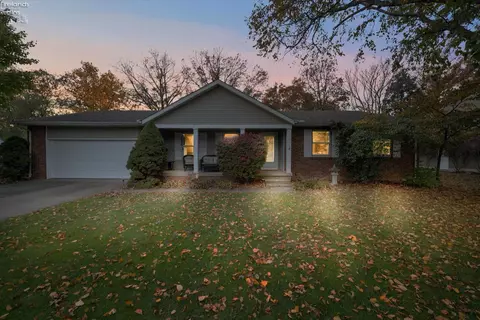 3915 James Ave, Huron, OH 44839 photo 2