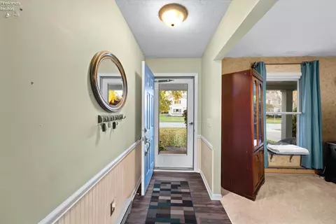 3915 James Ave, Huron, OH 44839 photo 8