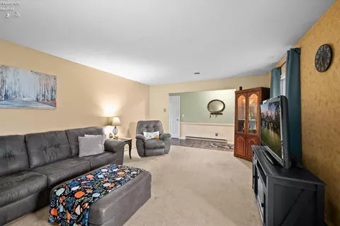 3915 James Ave, Huron, OH 44839 photo 17