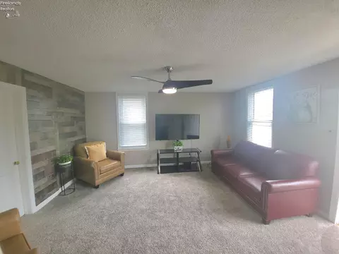 Living - 508 E Monroe, Sandusky, OH 44870 photo 1 of 5