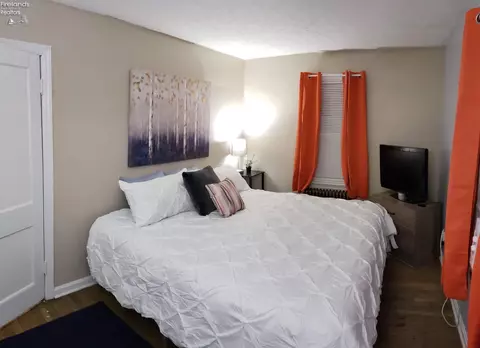 Bedroom - 508 E Monroe, Sandusky, OH 44870 photo 6 of 6