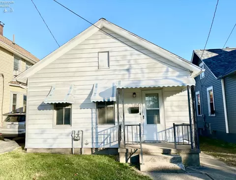 1206 Vine St, Sandusky, OH 44870