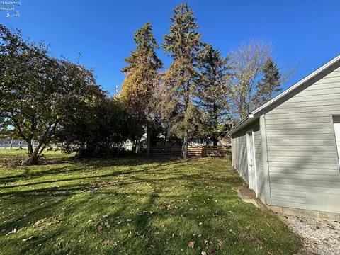 421 Williams, Huron, OH 44839 photo 37