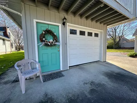 421 Williams, Huron, OH 44839 photo 32