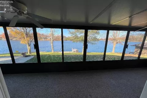 730 Beach Dr, Willard, OH 44890 photo 10