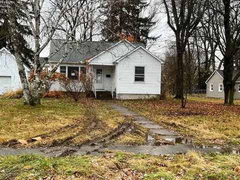 86 Newton St, Norwalk, OH 44857