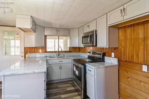 2843 Us 20, Collins, OH 44826 photo 4