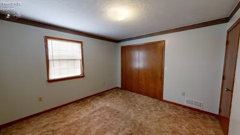 923 Tamarack Dr, Willard, OH 44890 photo 19