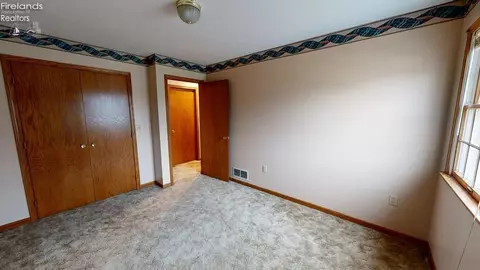 923 Tamarack Dr, Willard, OH 44890 photo 28