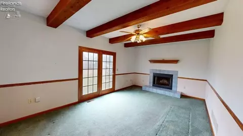 923 Tamarack Dr, Willard, OH 44890 photo 10