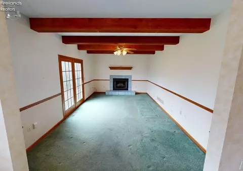 923 Tamarack Dr, Willard, OH 44890 photo 9