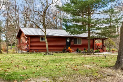 2215 Chenango Rd, Wakeman, OH 44889