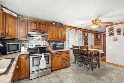2215 Chenango Rd, Wakeman, OH 44889 photo 14