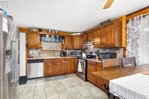 2215 Chenango Rd, Wakeman, OH 44889 photo 12