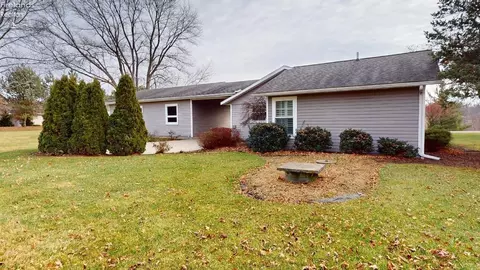 144 Lake Holiday Ln, Willard, OH 44890 photo 6