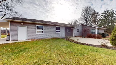 144 Lake Holiday Ln, Willard, OH 44890 photo 8