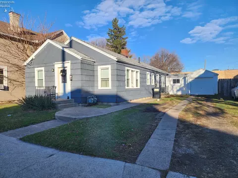 218 Lawrence St, Sandusky, OH 44870