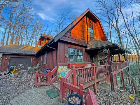 11918 West Rd, Wakeman, OH 44889