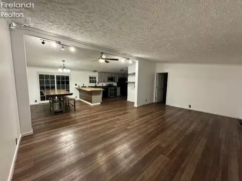 3248 County Road 213, Clyde, OH 43410 photo 3