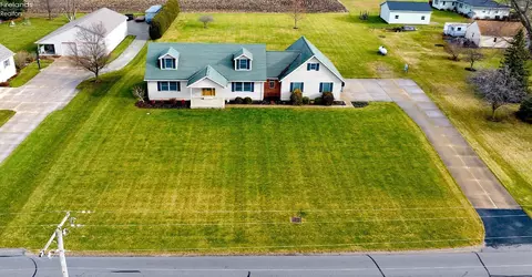3210 Maple Ave, Castalia, OH 44824