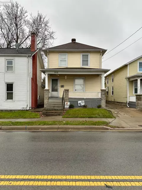910 First St, Sandusky, OH 44870