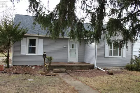 8 Adams St, Norwalk, OH 44857