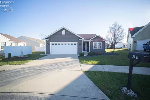 3481 Coopers Trl, Lorain, OH 44053