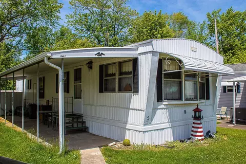 3575 NE Catawba Rd #2, Port Clinton, OH 43452