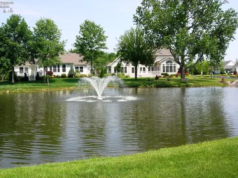 972 N Lost Lake Rd, Port Clinton, OH 43452