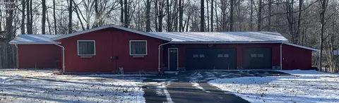842 Wildwood Dr, Willard, OH 44890