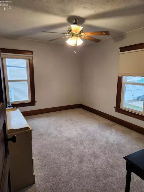 520 Dale Ave, Willard, OH 44890 photo 11