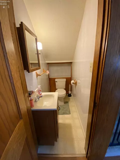 520 Dale Ave, Willard, OH 44890 photo 15