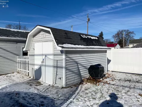 520 Dale Ave, Willard, OH 44890 photo 8