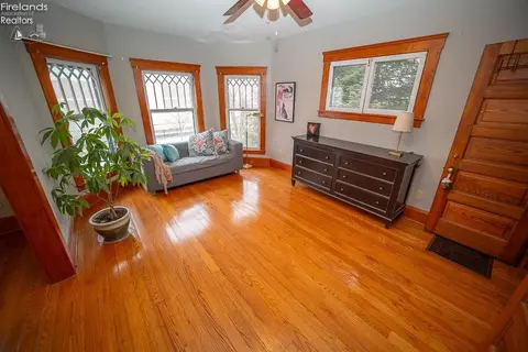 315 5th St, Elyria, OH 44035 photo 42