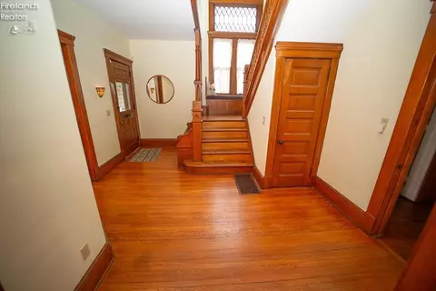 315 5th St, Elyria, OH 44035 photo 22