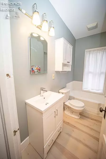 315 5th St, Elyria, OH 44035 photo 13