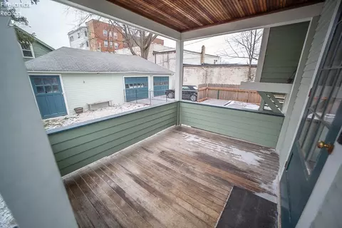 315 5th St, Elyria, OH 44035 photo 8
