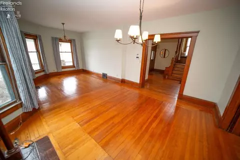 315 5th St, Elyria, OH 44035 photo 21