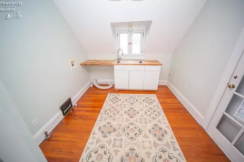315 5th St, Elyria, OH 44035 photo 35