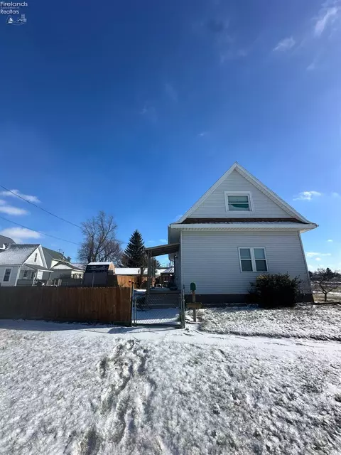 113 East St, Bellevue, OH 44811