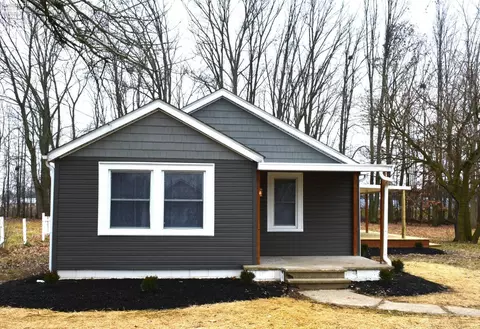 49 Glover Ave, Norwalk, OH 44857