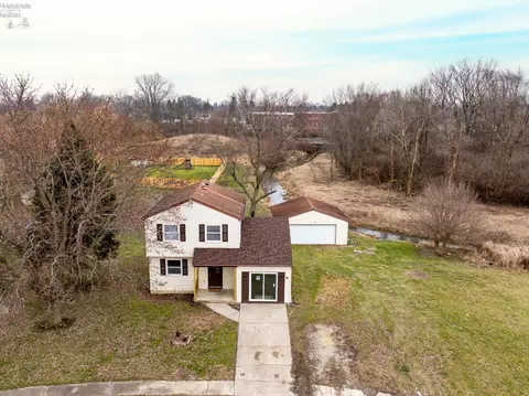 1010 Mallard Ct, Fremont, OH 43420