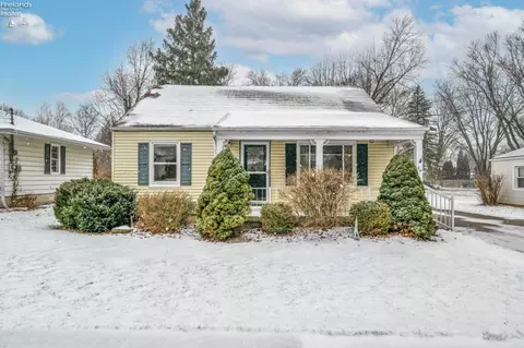20 Homewood Ave, Norwalk, OH 44857