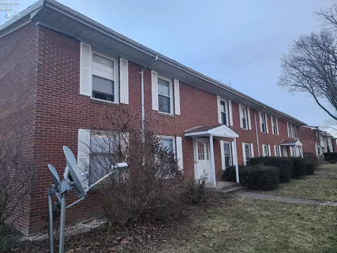Exterior - 1908 Camp St, Sandusky, OH 44870 photo 6 of 9