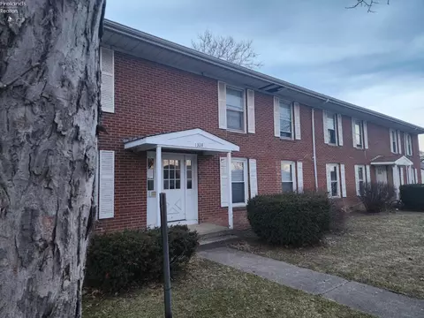 Exterior - 1908 Camp St, Sandusky, OH 44870 photo 5 of 9