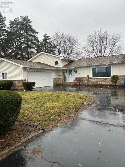 2222 Port Clinton Rd, Fremont, OH 43420