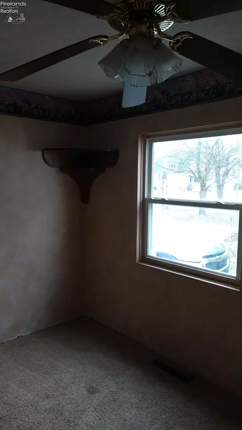 159 Midvale, Clyde, OH 43410 photo 20