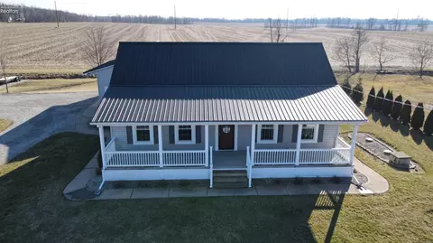 425 Hanville Corners Rd, North Fairfield, OH 44855