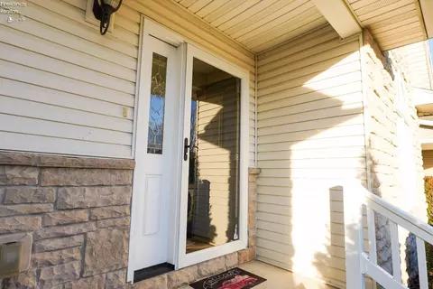 Exterior - 117 Caleb Dr, Clyde, OH 43410 photo 4 of 8