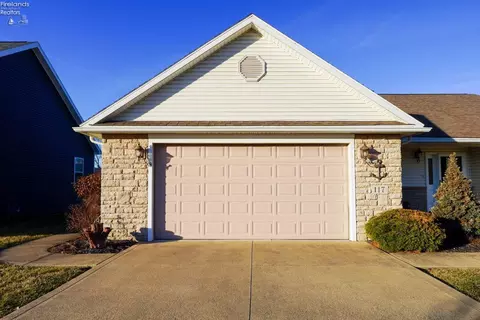 Exterior - 117 Caleb Dr, Clyde, OH 43410 photo 5 of 8